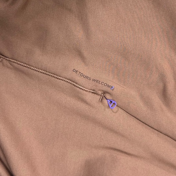 Lululemon Tech Fleece Hiking 1/4 Zip Pullover in Dark Oxide / Pink Clay [5087] - Picture 6 of 8